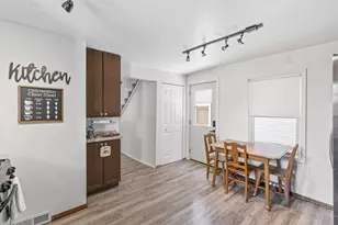 1212 Johnson St, Madison, WI 53703 - Photo 13