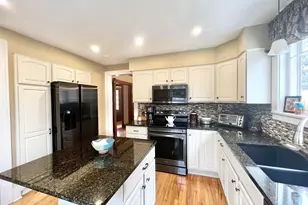 322 W 3rd St, Beaver Dam, WI 53916 - Photo 3