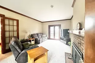 322 W 3rd St, Beaver Dam, WI 53916 - Photo 9