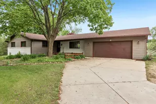 W7956 Morse Rd, Poynette, WI 53955 - Photo 3
