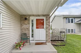 1224 Carpenter St, Madison, WI 53704 - Photo 25