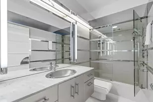 155 E Wilson St, Madison, WI 53703 - Photo 51