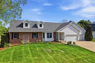 1696 Chadsworth Dr, Sun Prairie, WI 53590 - Photo 1