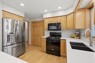 1696 Chadsworth Dr, Sun Prairie, WI 53590 - Photo 15