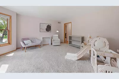 1696 Chadsworth Drive, Sun Prairie, WI 53590 - Photo 5