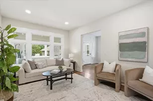 2109 E Dayton St, Madison, WI 53704 - Photo 9