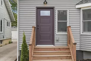 2109 E Dayton St, Madison, WI 53704 - Photo 3