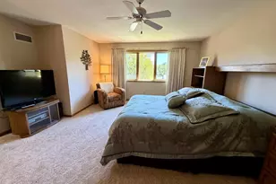206 Shady Oak Ct, Janesville, WI 53548 - Photo 19