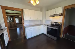 624 N Pine St, Janesville, WI 53548 - Photo 11