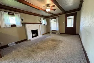 624 N Pine St, Janesville, WI 53548 - Photo 9