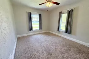 624 N Pine St, Janesville, WI 53548 - Photo 15