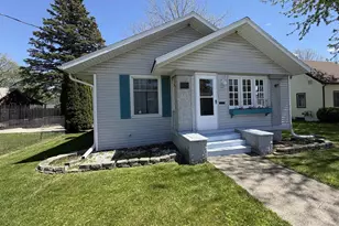 624 N Pine St, Janesville, WI 53548 - Photo 3