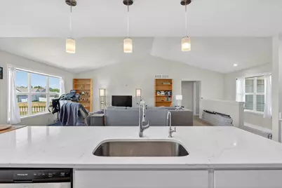 2810 Bridget Court, Beloit, WI 53511 - Photo 11