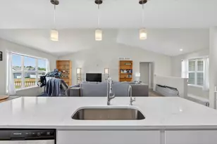 2810 S Bridget Ct, Beloit, WI 53511 - Photo 11