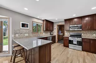 404 Doral Ct, Waunakee, WI 53597 - Photo 13