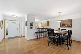 1207 N Parkview St, Cottage Grove, WI 53527 - Photo 7