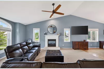 1106 Turnberry Court, Waunakee, WI 53597 - Photo 7