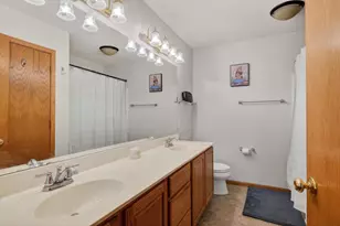 1106 Turnberry Ct, Waunakee, WI 53597 - Photo 37