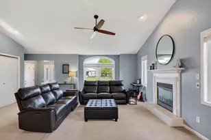 1106 Turnberry Ct, Waunakee, WI 53597 - Photo 11