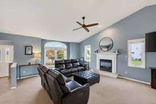 1106 Turnberry Ct, Waunakee, WI 53597 - Photo 13