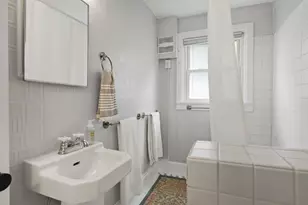 1329 Dewey Ct, Madison, WI 53703 - Photo 25