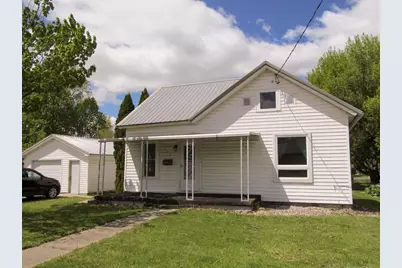 115 Grand Street, Livingston,  53554 - Photo 1