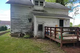 323 Janesville St, Footville, WI 53548 - Photo 23