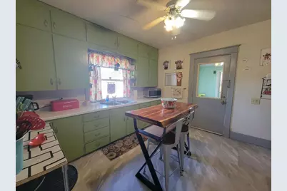 323 Janesville Street, Footville, WI 53548 - Photo 9