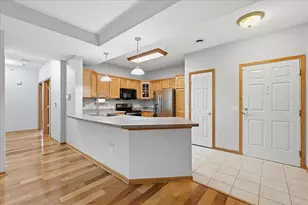 3001 Stratton Way, Madison, WI 53719 - Photo 7
