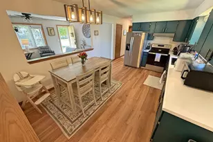 1616 Crestview St, Janesville, WI 53546 - Photo 17