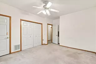 3001 Stratton Way, Madison, WI 53719 - Photo 9