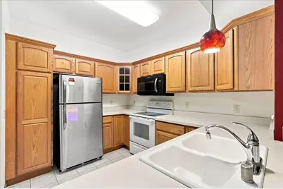 3001 Stratton Way #206, Madison, WI 53719 - Photo 9