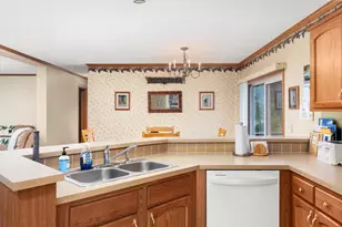 249 Berry Dr, Lake Delton, WI 53965 - Photo 9