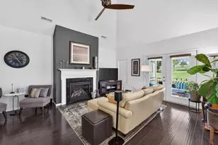 3138 S High Point Rd, Madison, WI 53719 - Photo 5
