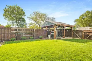501 S Water St, Warren, IL 61087 - Photo 35