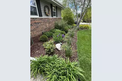 1500 Camelot Drive, Janesville, WI 53548 - Photo 3