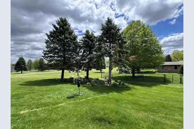 1500 Camelot Drive, Janesville, WI 53548 - Photo 39