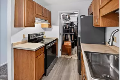847 Kottke Drive, Madison, WI 53719 - Photo 9