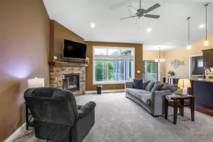 1009 Tara Ln, Waunakee, WI 53597 - Photo 7
