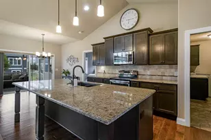 1009 Tara Ln, Waunakee, WI 53597 - Photo 17