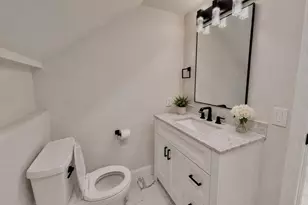 21 N Kenosha Dr, Madison, WI 53705 - Photo 21