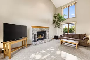 816 Bergen Ct, Stoughton, WI 53589 - Photo 5