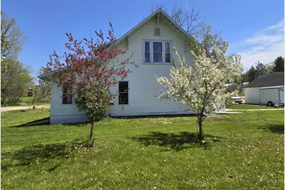 304 Glen Street, Kendall, WI 54638 - Photo 3