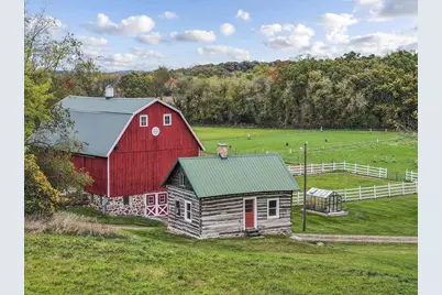 1942 County Road Bb, Cottage Grove, WI 53527 - Photo 47