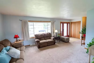 2023 Williamsburg Place, Janesville, WI 53548 - Photo 3