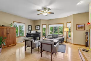 920 Lexington Way, Waunakee, WI 53597 - Photo 9