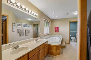 920 Lexington Way, Waunakee, WI 53597 - Photo 23