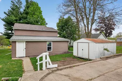 423 Mulberry Street, Baraboo, WI 53913 - Photo 37