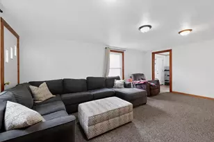 423 Mulberry St, Baraboo, WI 53913 - Photo 11