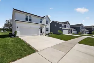 2912 Jackson St, Stoughton, WI 53589 - Photo 3